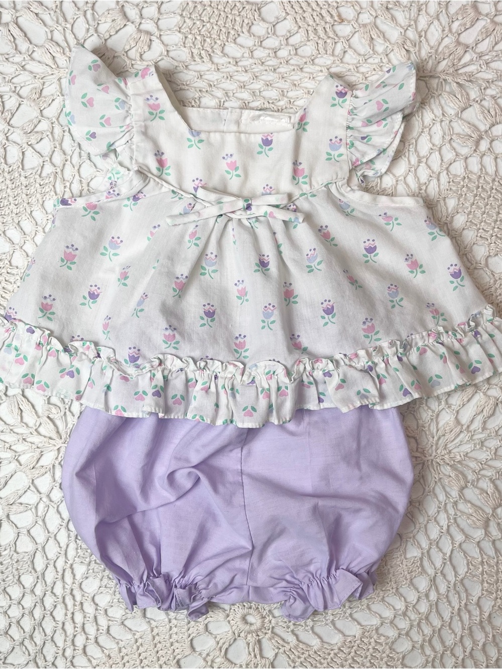 Vintage 1980s Lightning Bug Baby Girl 0-6 Months Dainty Tulip Swing Top Bloomers